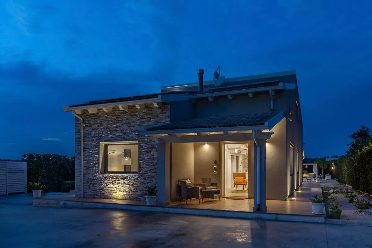 Villa Gemma Mare E Piscina Riscaldata Santa Maria Del Focallo
