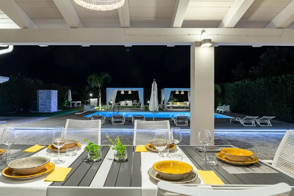 Villa Gemma Mare E Piscina Riscaldata Santa Maria Del Focallo
