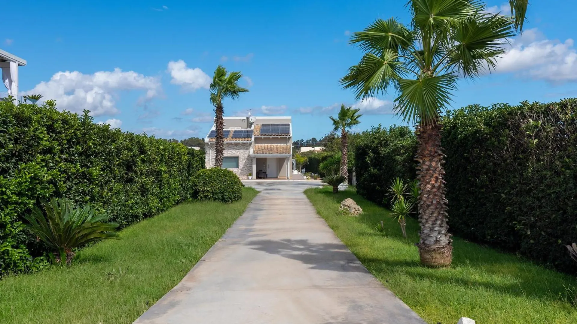 Villa Gemma Mare E Piscina Riscaldata Santa Maria Del Focallo Italy