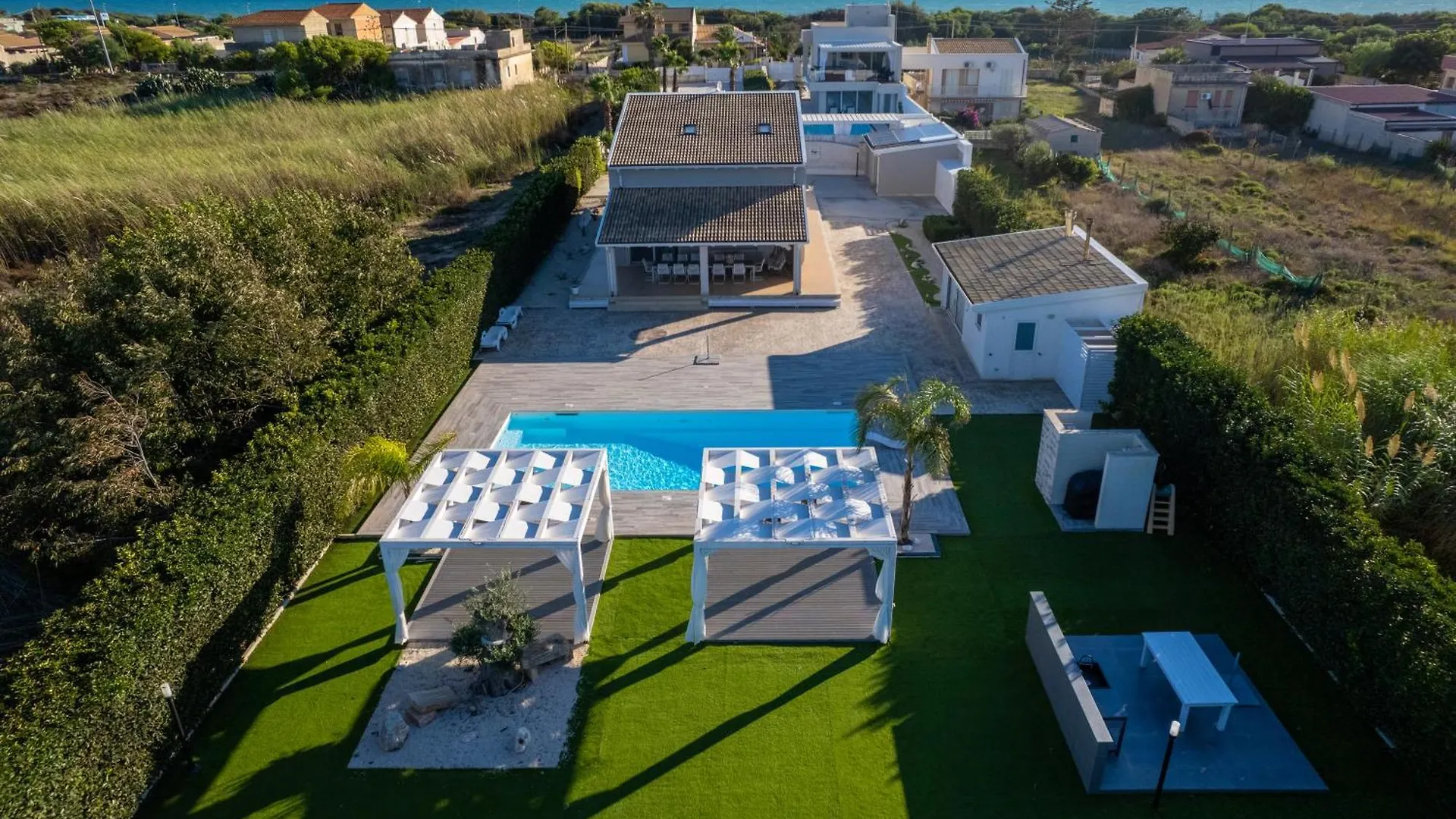 Villa Gemma Mare E Piscina Riscaldata Santa Maria Del Focallo Italy